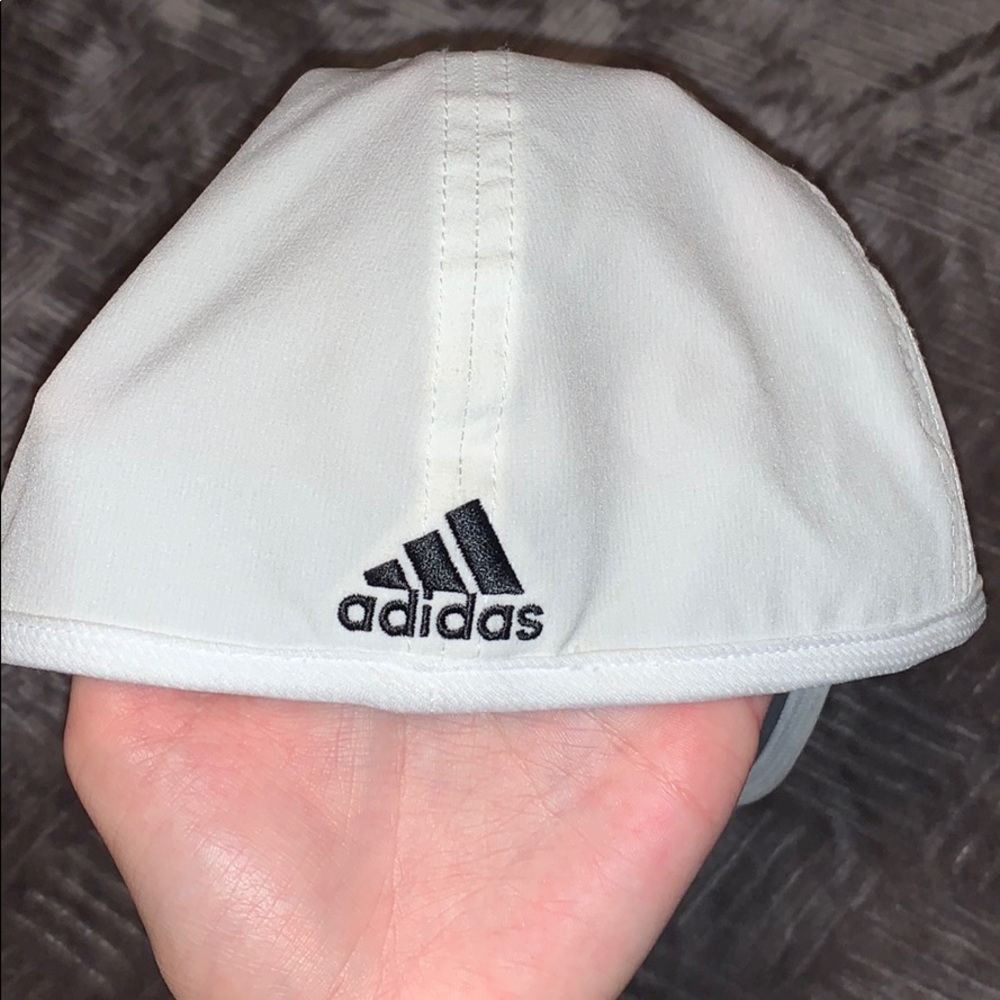 Adidas hat - Picture 2 of 3